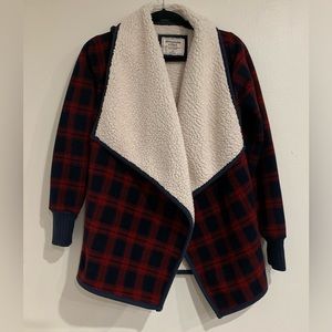 Abercrombie & Fitch Sherpa Waterfall Coat Jacket Red Plaid, Women’s Size XS